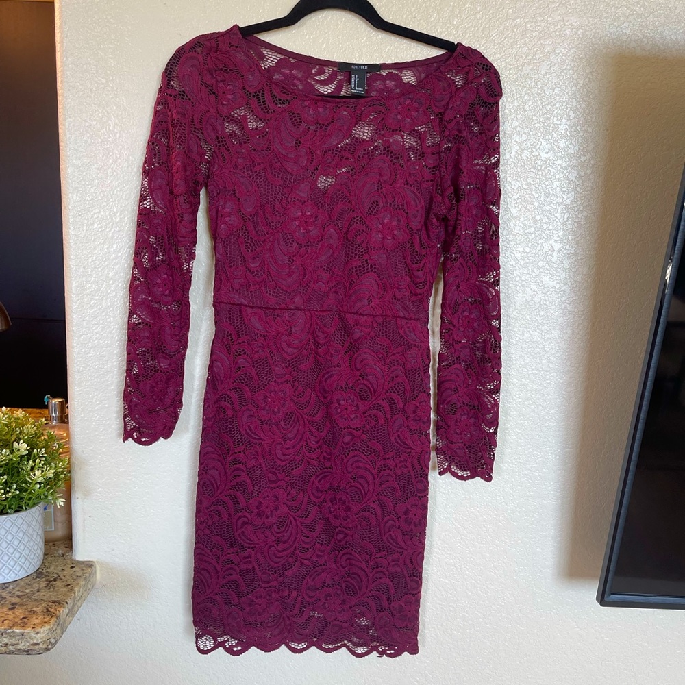 Red long sleeve dress - Forever 21 - Size S